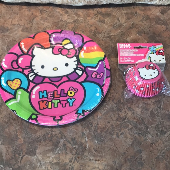 Hello Kitty bundle - Picture 8 of 8